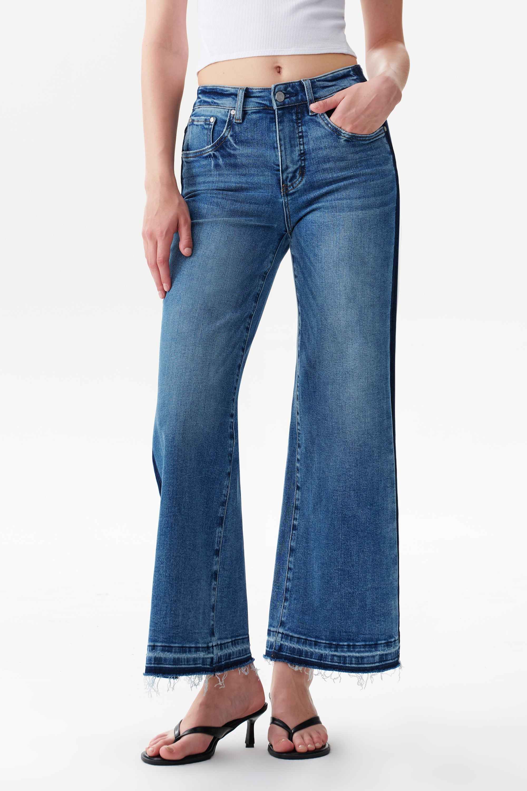Mid Rise Wide Leg Jean with Dark Seam Detail at ooh la la! in Grapevine TX 76051