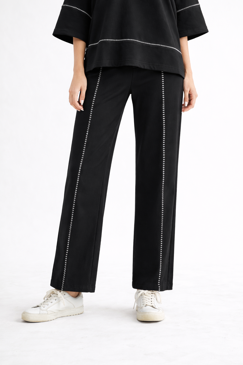 Kenya Pant black, Joh pant, luxury wide-leg pants, designer contrast stitch trousers, high-end pull-on pants, minimalist luxury fashion, premium women's loungewear, structured wide-leg trousers at ooh la la! in Grapevine TX 76051