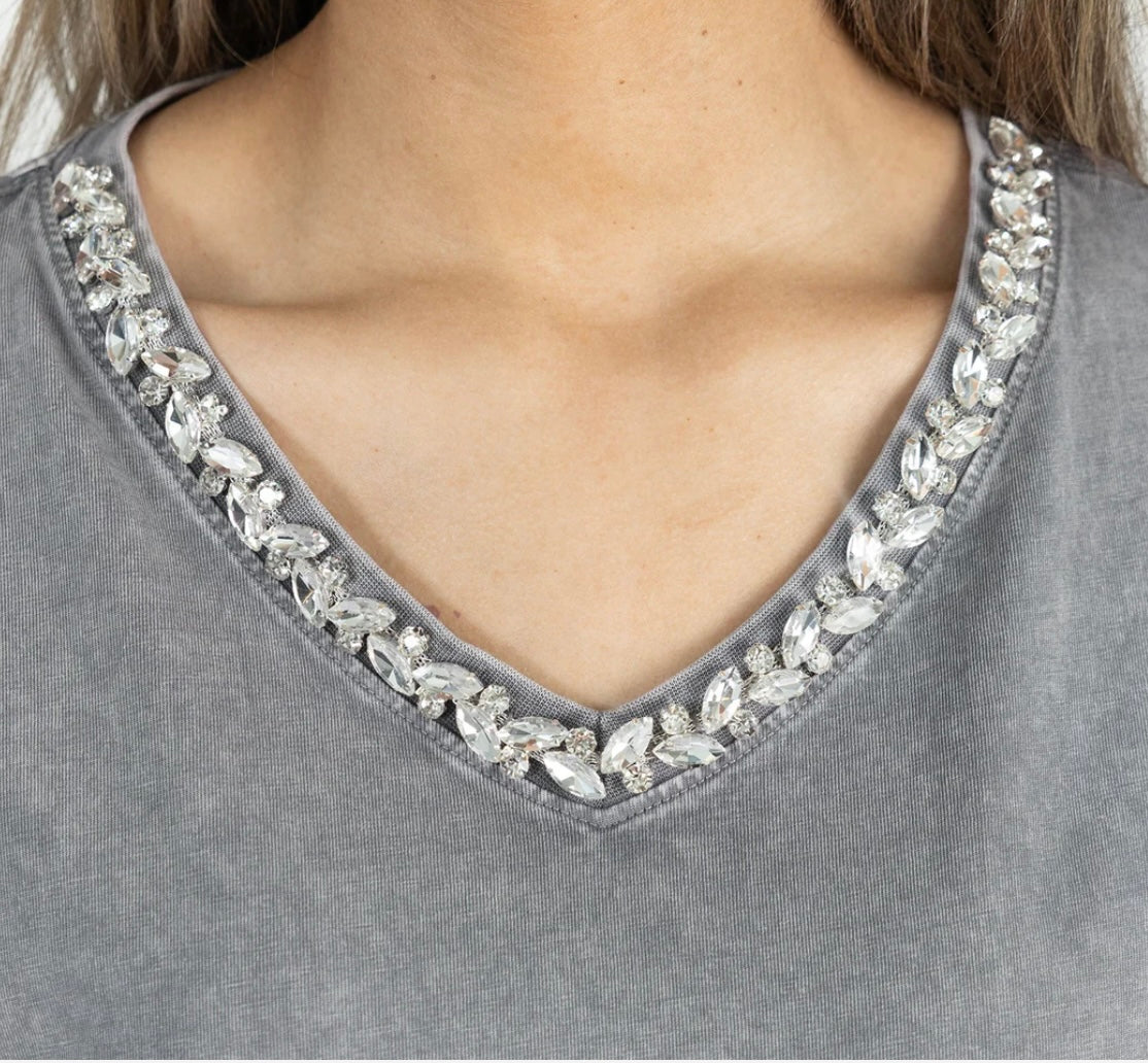 Iconic Edge Relaxed Fit Tee at ooh la la! in Grapevine TX 76051