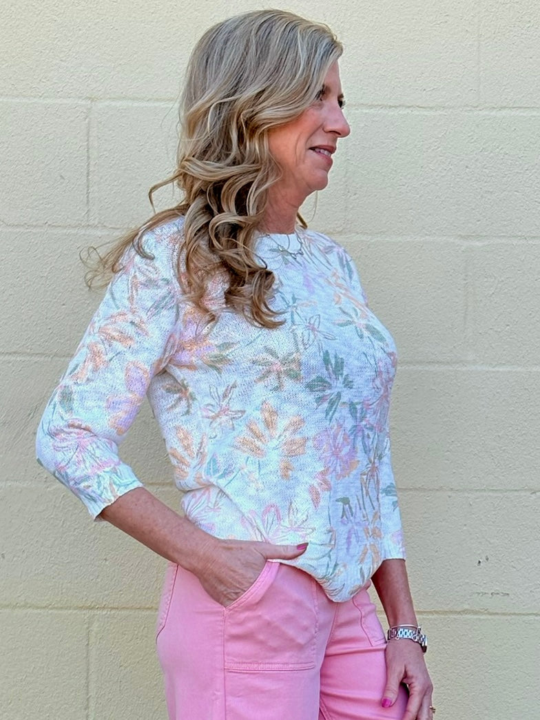 Soft Floral Pullover Sweater - 2