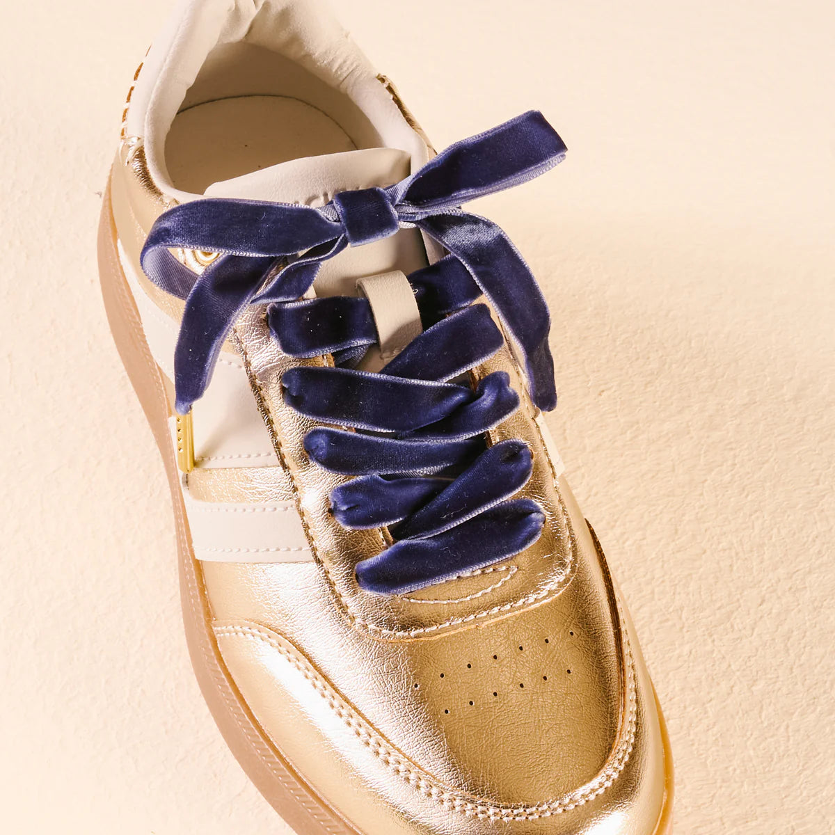 Step it Up Shoelaces in blue velvet at ooh la la! in Grapevine TX 76051