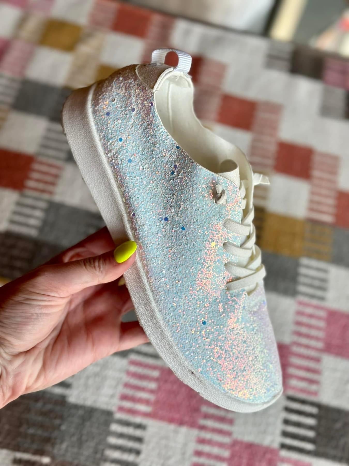 Mayo Glitter Sneakers in White White / 6