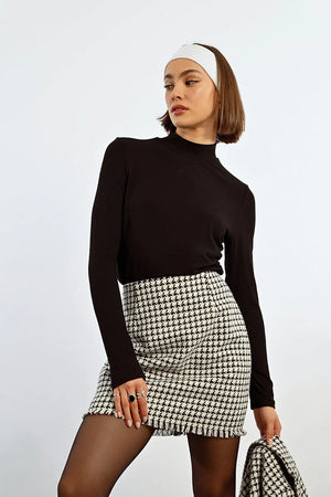 Molly Bracken Houndstooth Skirt at ooh la la! in Grapevine TX 76051