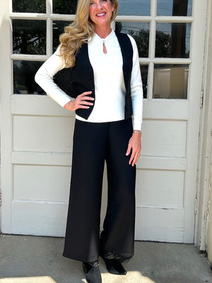 Molly Bracken Woven Wide Leg Trousers in black at ooh la la! in Grapevine TX 76051