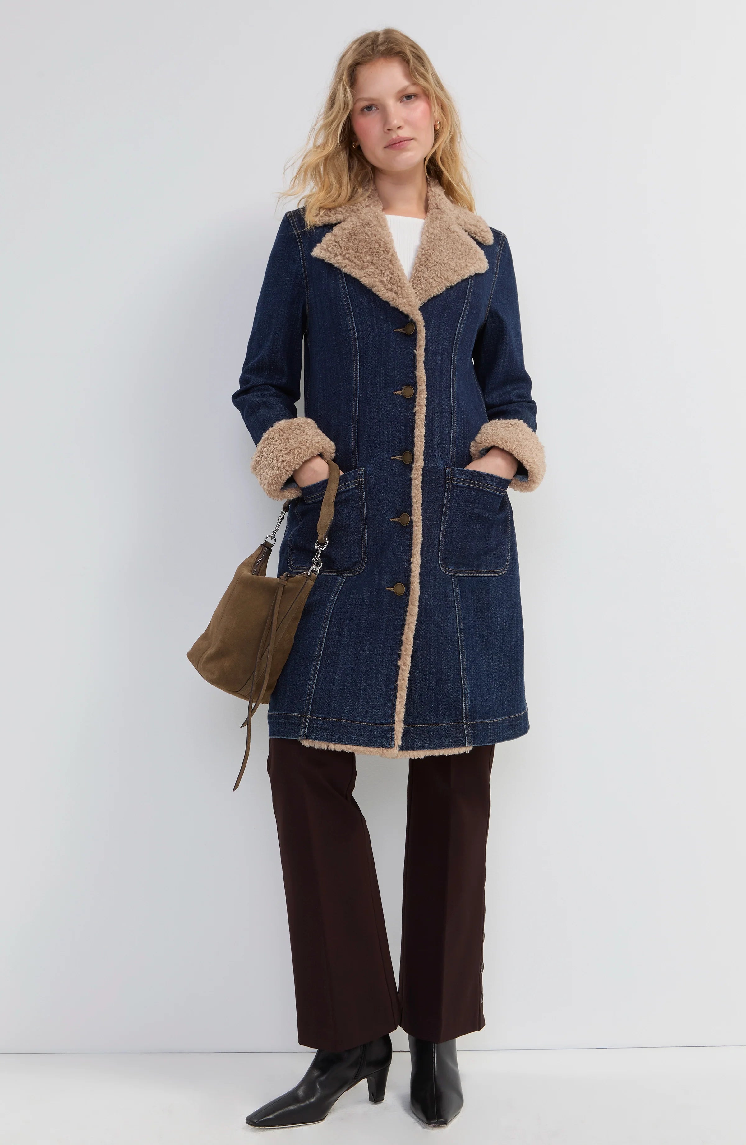 Liverpool sherpa trimmed notch collar denim jacket in rinse wash at ooh la la! in Grapevine TX 76051