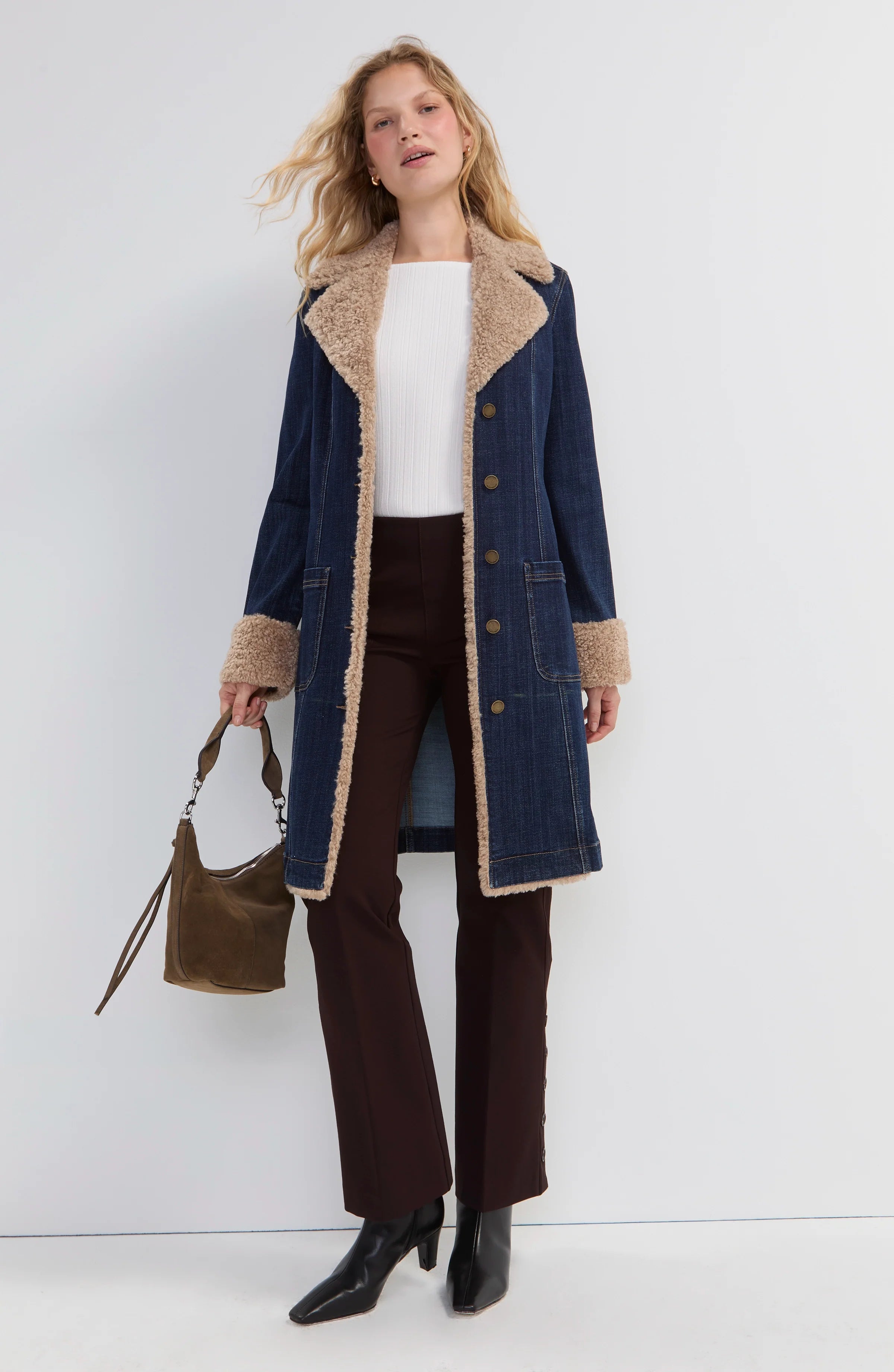 Liverpool sherpa trimmed notch collar denim jacket in rinse wash at ooh la la! in Grapevine TX 76051