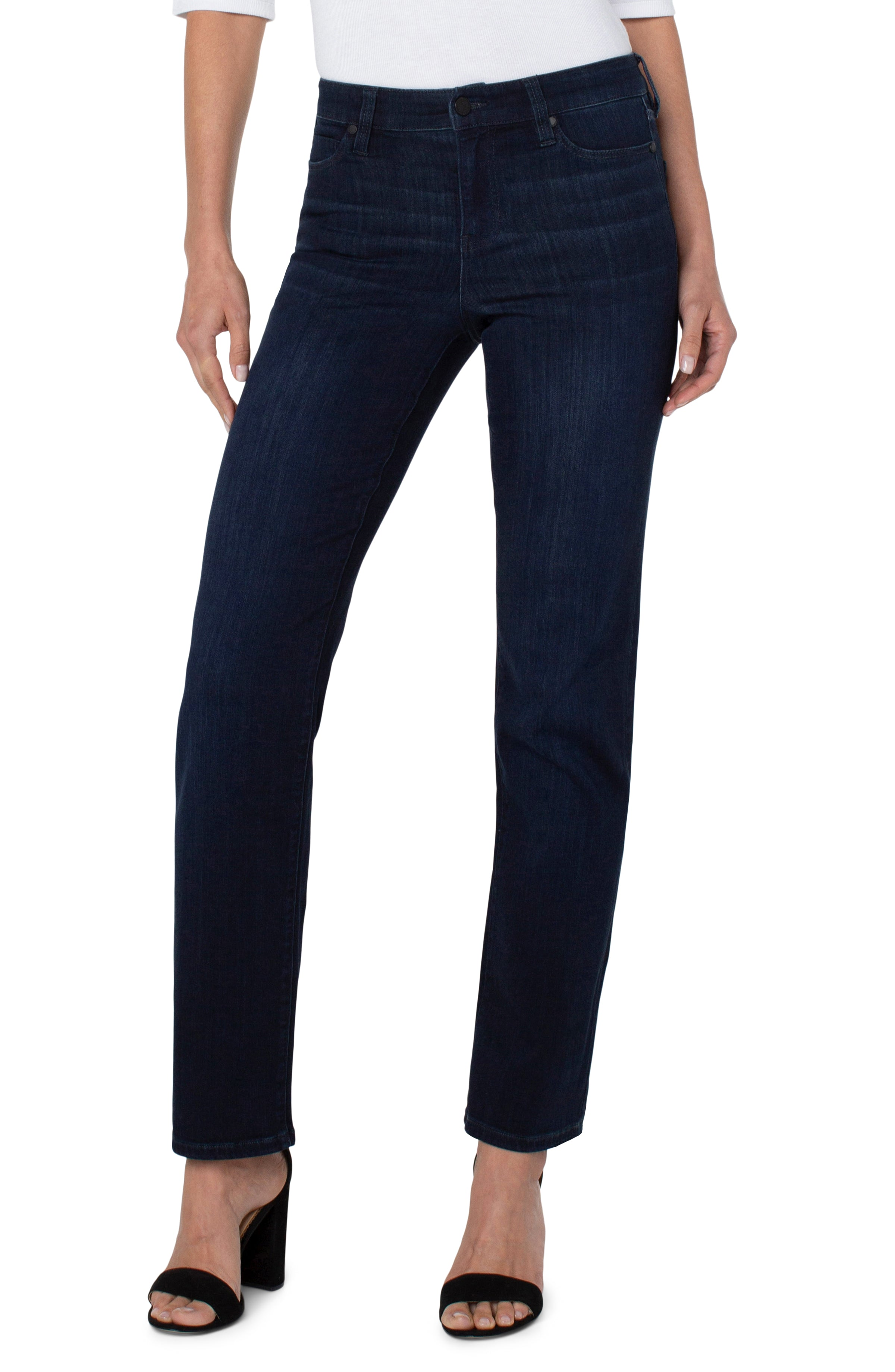 Liverpool Kennedy Straight Jeans at Ooh La La! in Grapevine TX 76051