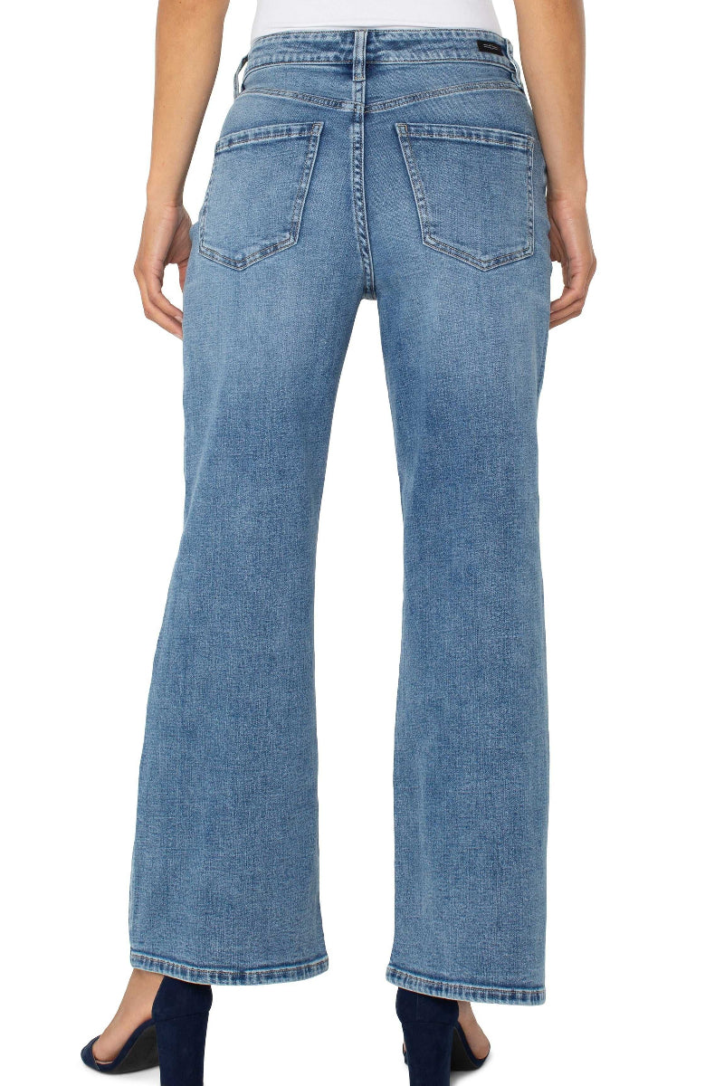 Liverpool Stride High Rise Wide Leg at ooh la la! in Grapevine TX 76051