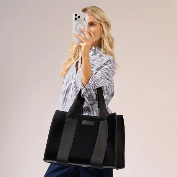 Beach Tote with Phone Pouch in midnight black at ooh la la! in Grapevine TX 76051