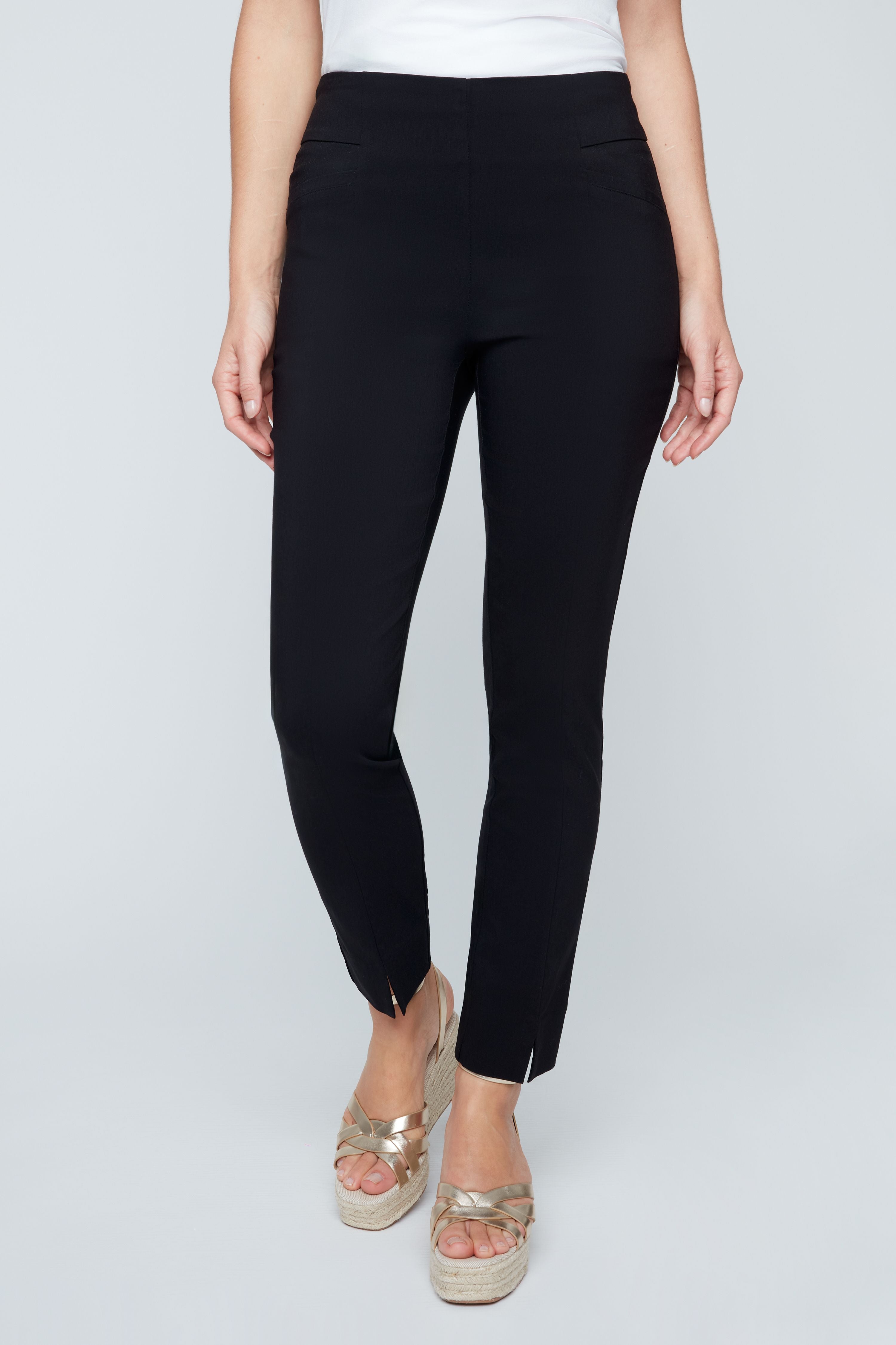 Black Renuar R1542, pull on ankle pants, women's slimming trousers, cigarette pants for work, comfortable dress pants, Renuar professional wear, stretch ankle pants. at ooh la la! in Grapevine TX 76051