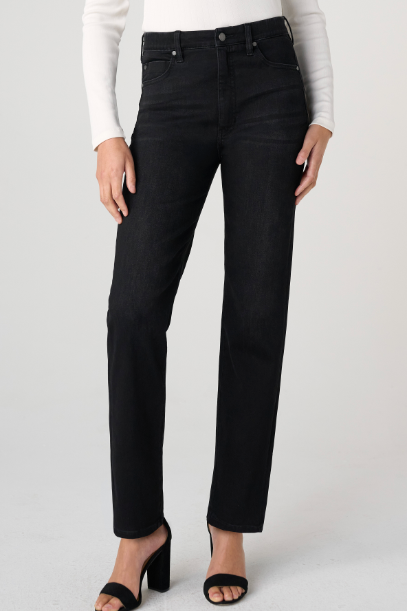 Liverpool Rowan Comfort Waist Slim Jeans in dark Crow Stone black denim on model