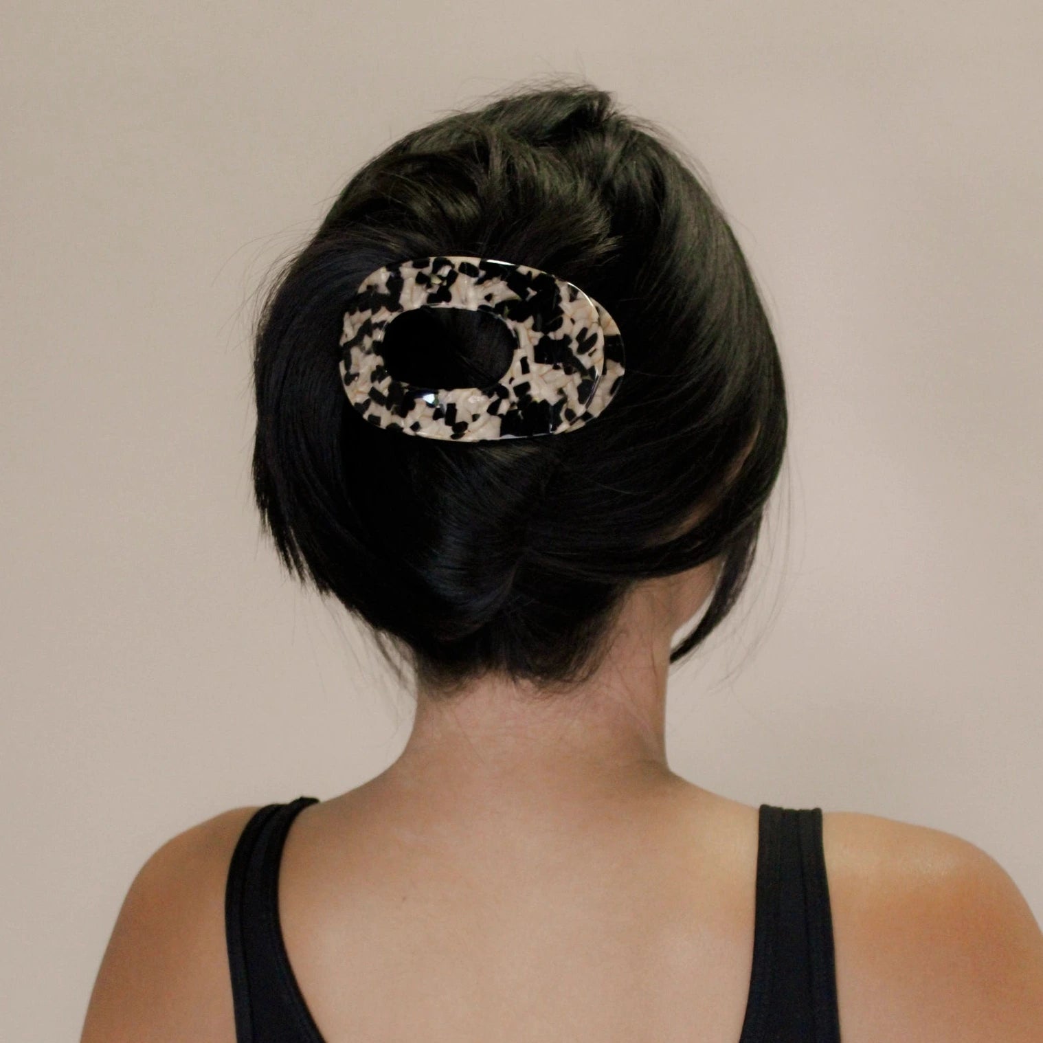 Eclipse Banded claw hair clip, oval claw hair clip, lay flat claw hair clip at ooh la la! in Grapevine TX 76051