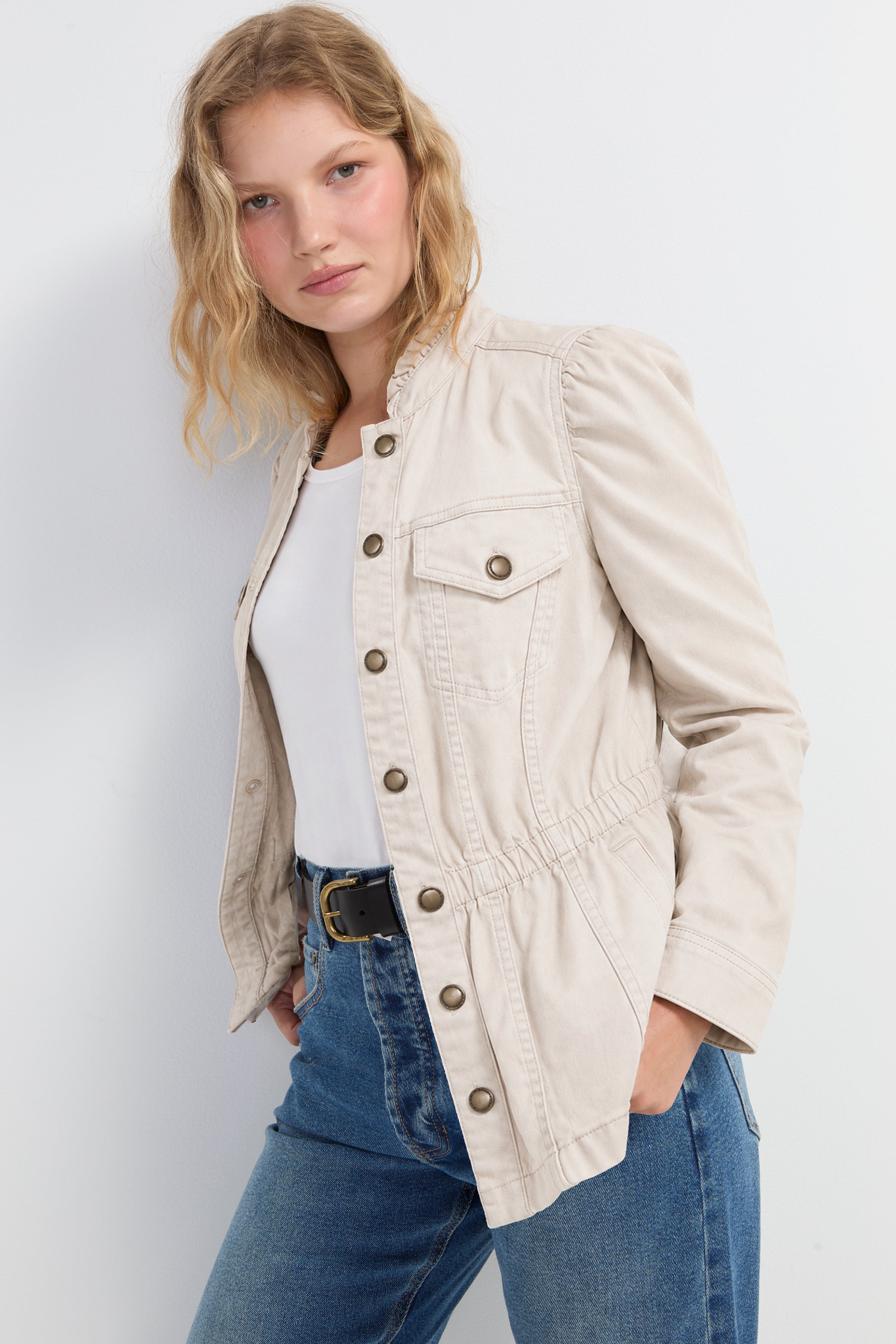 Liverpool Puff Sleeve Trucker Jacket with Ruffle Collar in Bone at ooh la la! in Grapevine TX 76051