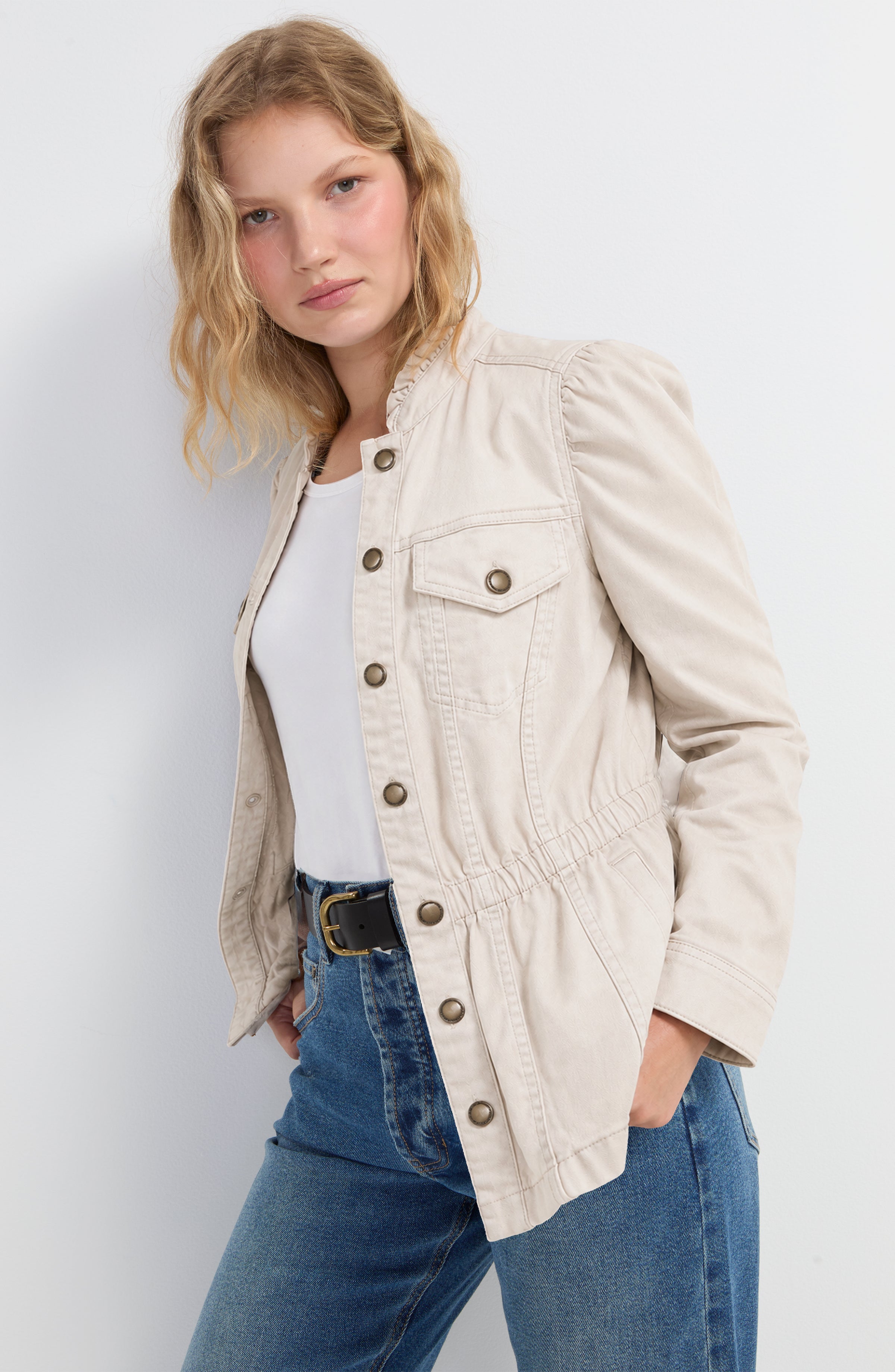 Liverpool Puff Sleeve Trucker Jacket with Ruffle Collar in Bone at ooh la la! in Grapevine TX 76051