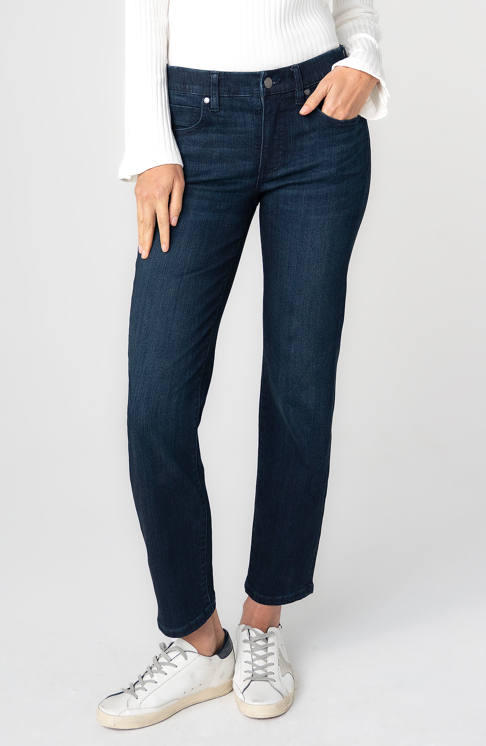 Liverpool Rowan Low Rise Comfort Waist Slim 28' ins at Ooh La La! in Grapevine TX 76051