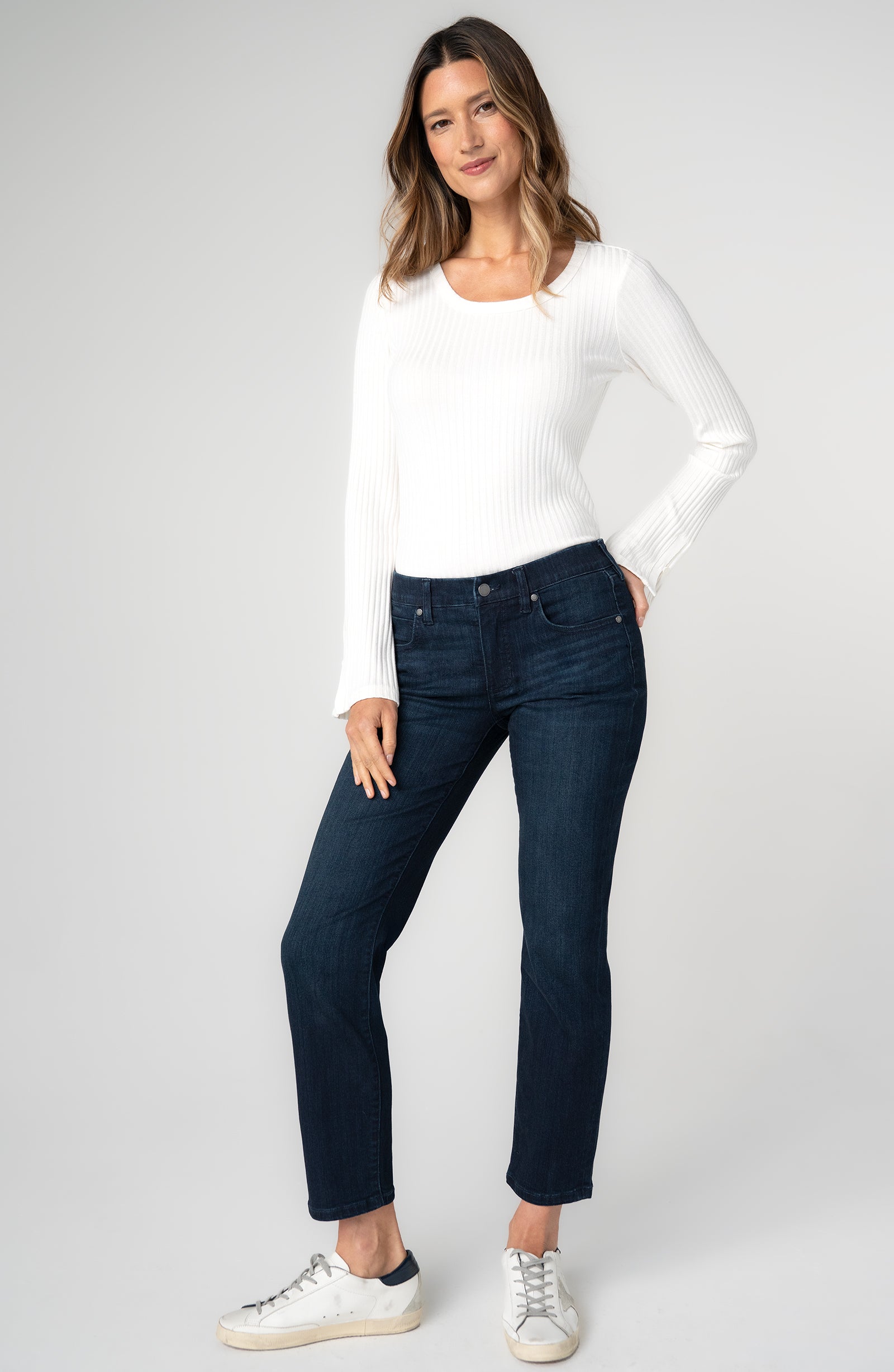 Liverpool Rowan Low Rise Comfort Waist Slim 28' ins at Ooh La La! in Grapevine TX 76051