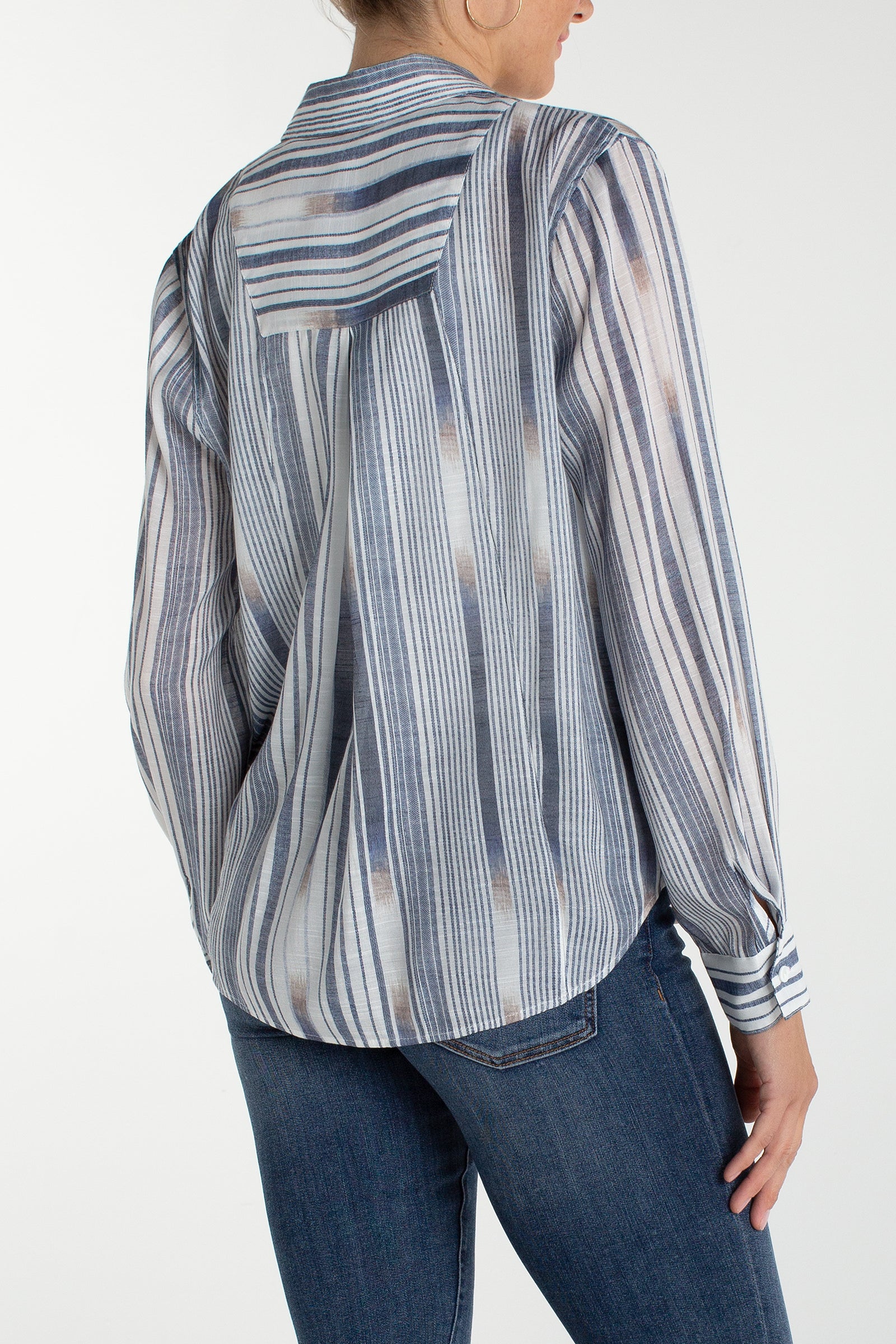 Liverpool Los Angeles, chambray shirt, striped button down, women's white stripe top, long sleeve work shirt, back seaming blouse, breathable cotton shirt, designer casual tops. at ooh la la! in Grapevine TX 76051