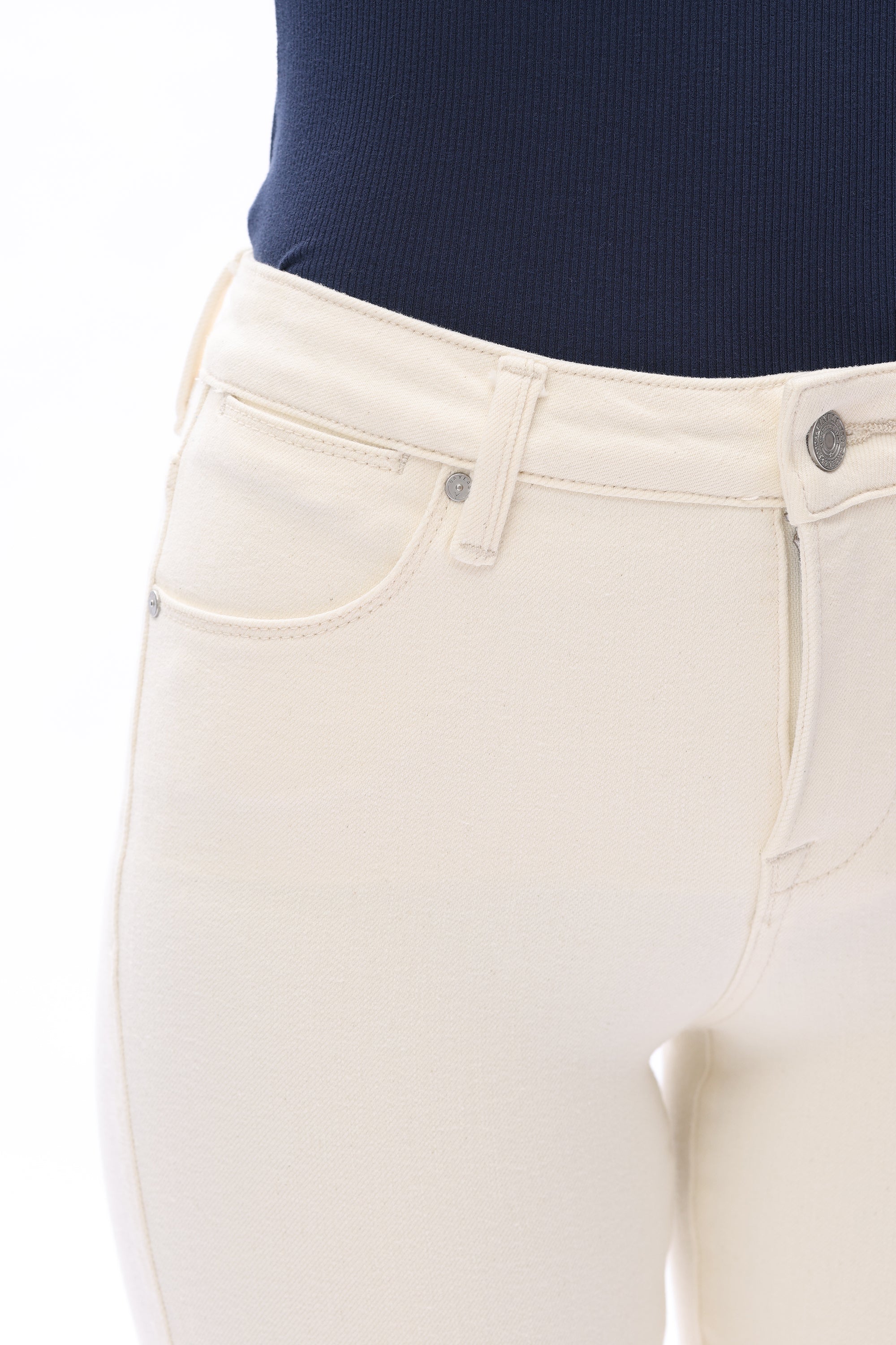 Off-white jeans, mid-rise straight leg, raw hem denim, women’s stretch jeans, cropped straight jeans, white denim trousers, chic casual wear. at ooh la la in Grapevine TX 76051