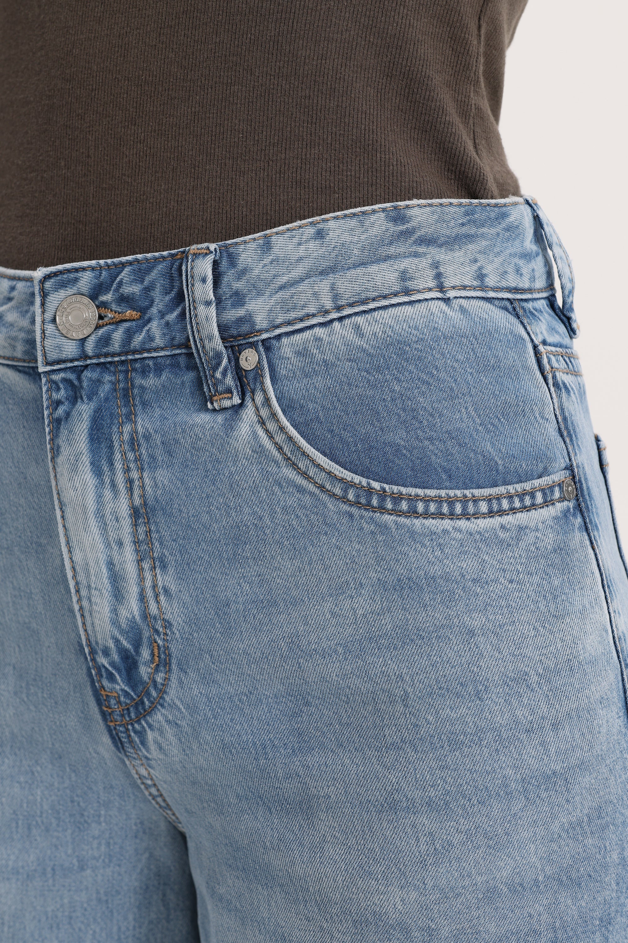 New York Super Light Weight Wide Leg Jeans at ooh la la! in Grapevine TX 76051