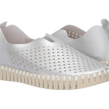 Ilse Jacobsen Tulip Shoe - Metallic Silver 1 at ooh la la! in Grapevine, TX 76051