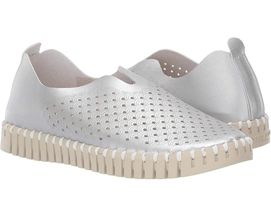 Ilse Jacobsen Tulip Shoe - Metallic Silver 1 at ooh la la! in Grapevine, TX 76051